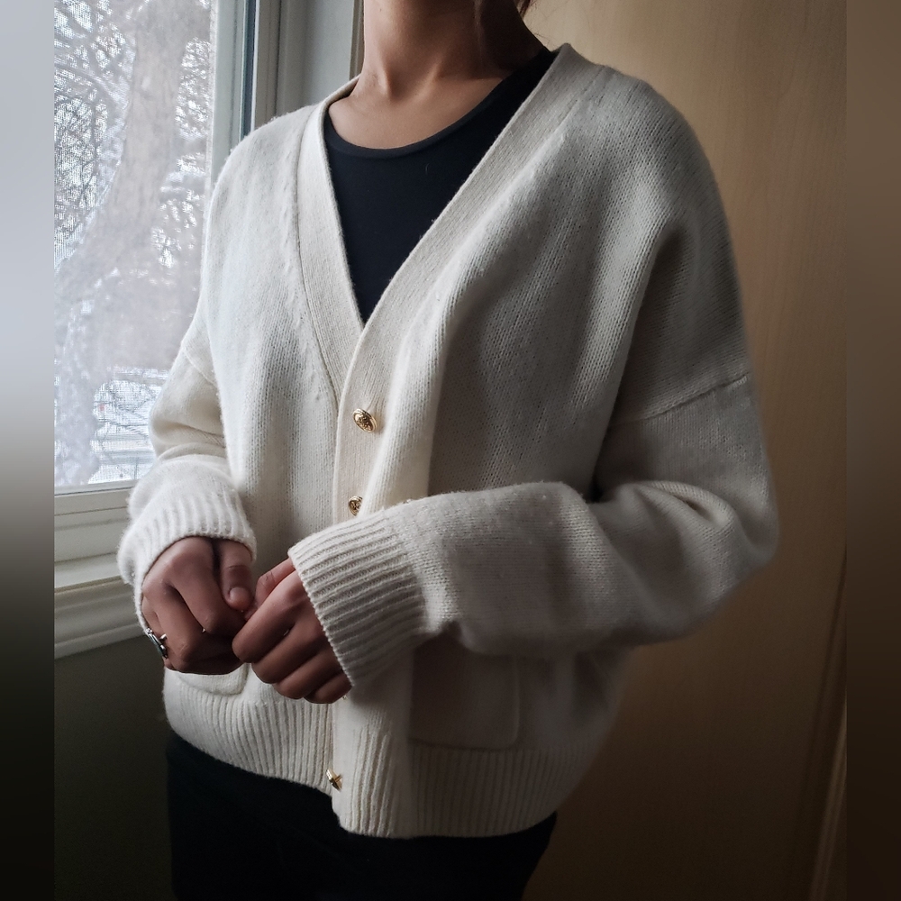 Zara 100% Wool Oversized Cream Button-Up Women's Sweater - Picture 12 of 12